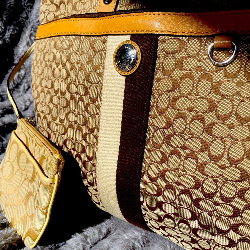 Beautiful coach bag